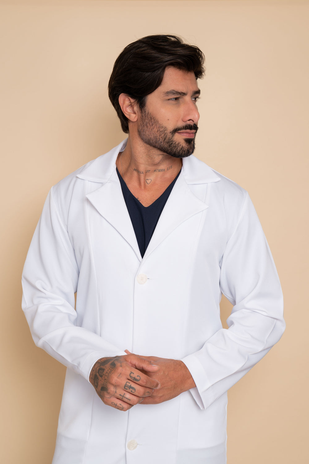 Jaleco Masculino Branco Pierre | Elegância e Sofisticação Profissional