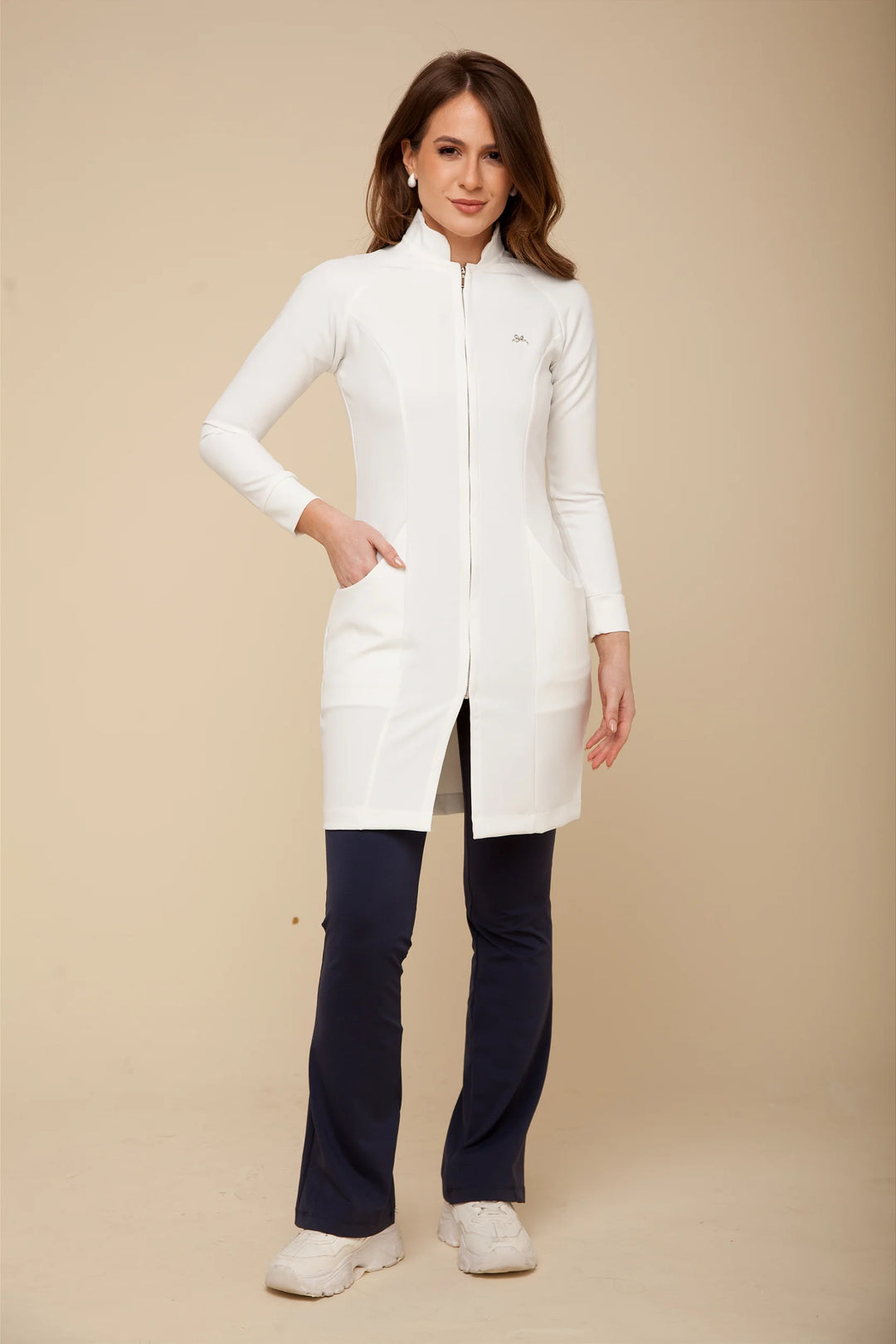 Jaleco Feminino Off White Manga Longa Louise | Jalecos Le Petit