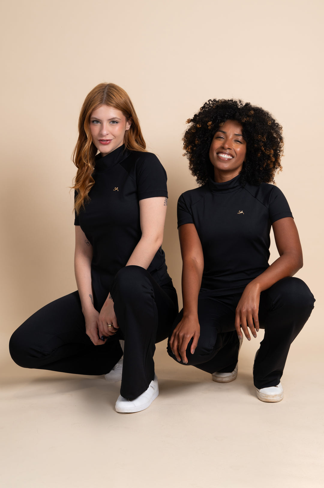 Pijama Cirúrgico Feminino Preto Maya