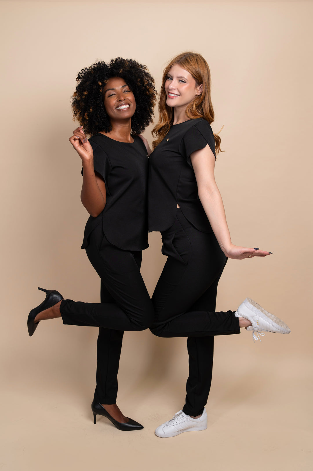 Pijama Cirúrgico Feminino Preto Cannes