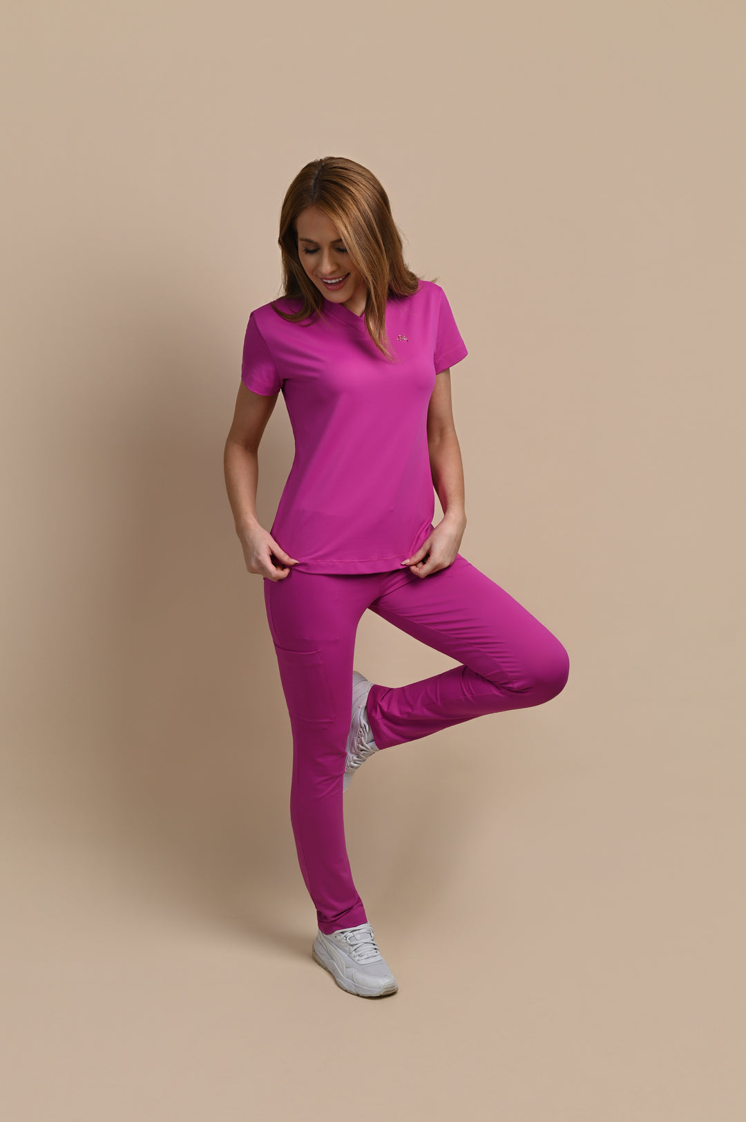 Scrub Feminino Fúcsia Lucie | Pijama Cirúrgico Premium