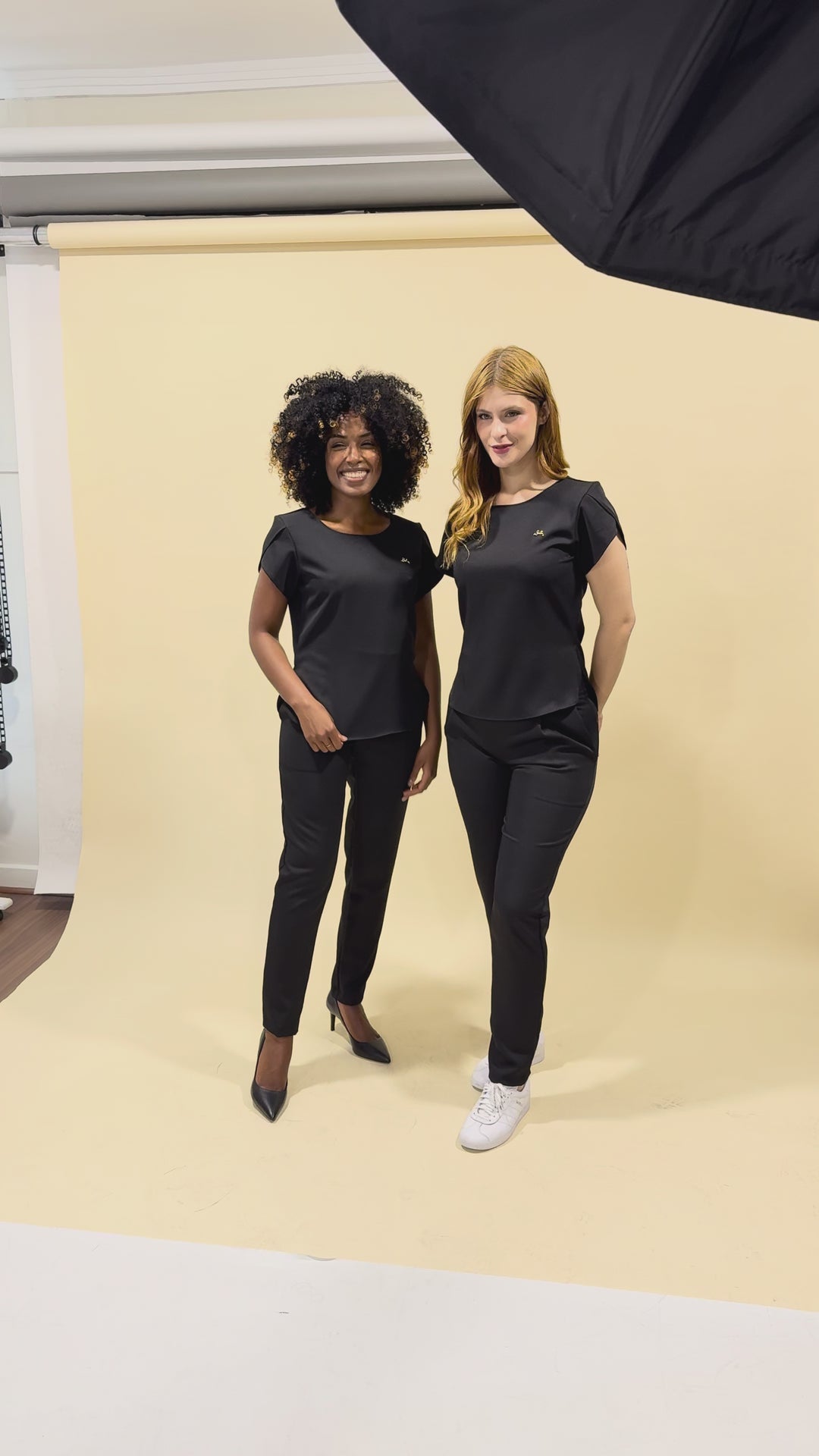 Pijama Cirúrgico Feminino Preto Cannes